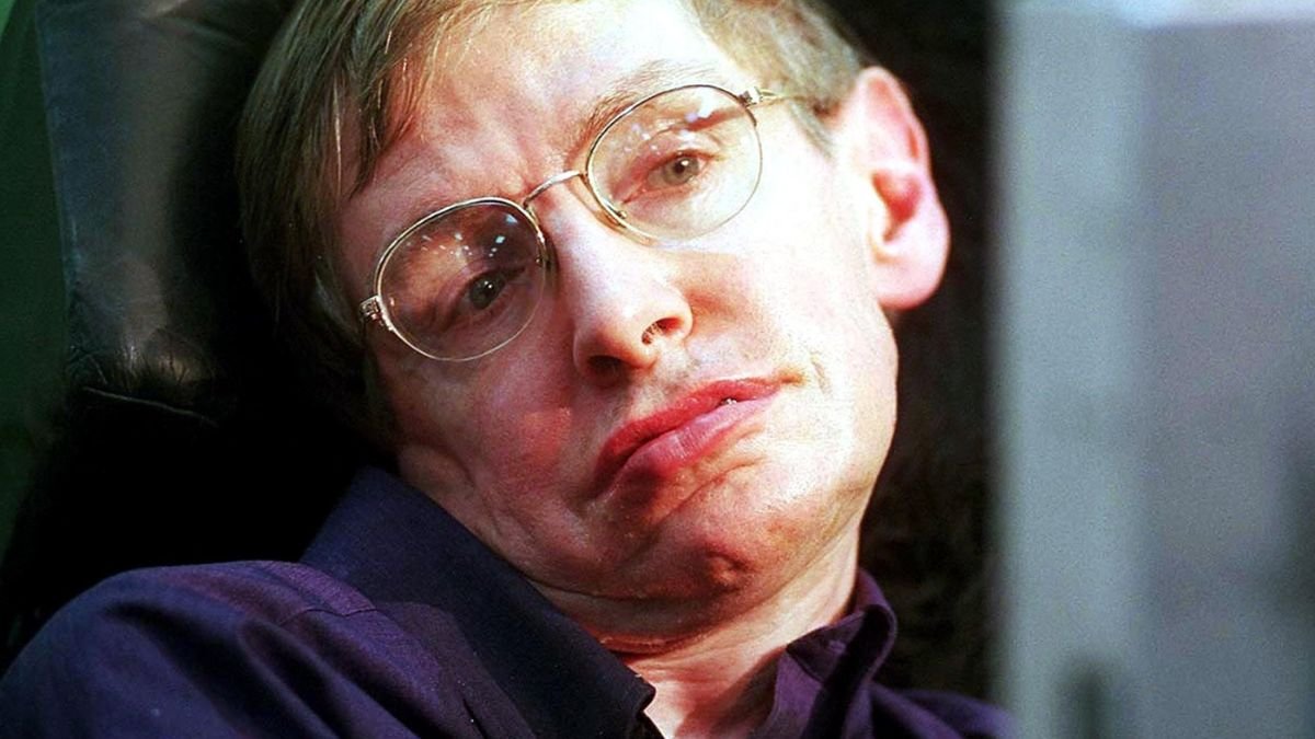 Stephen Hawking lo reveló: Por qué las personas silenciosas tienen las mentes más poderosas